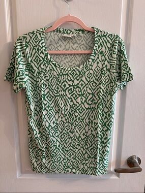 ICHI Green and White t-shirt